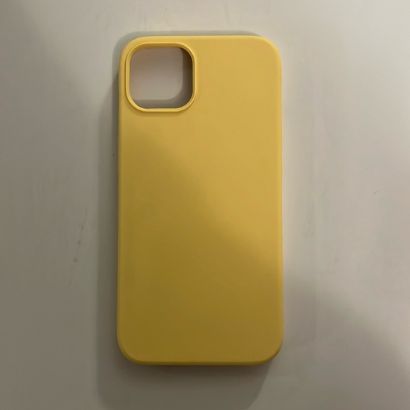iPhone 12 silicon case - Picture 1 of 2